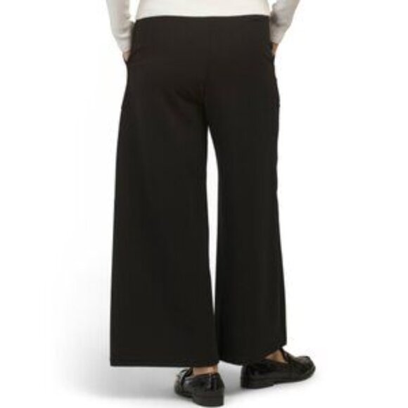 MAX STUDIO LONDON Black Ponte Wide Leg Cropped Pants With Pockets NWT - Picture 2 of 3